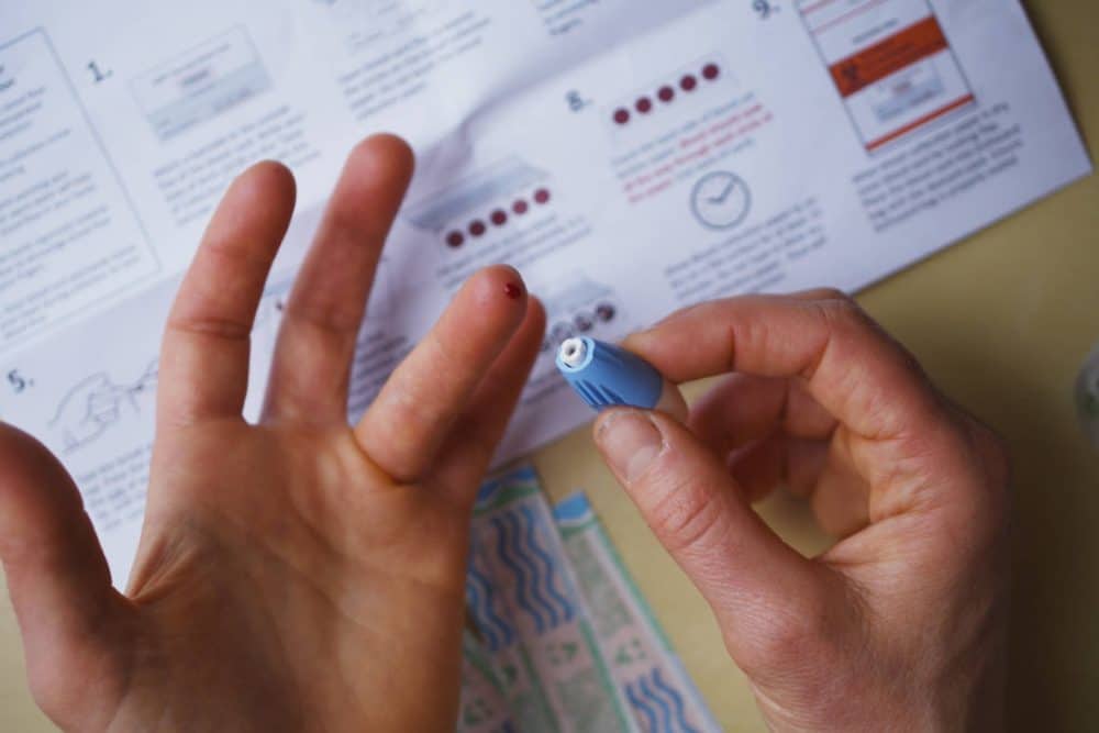 How does an STD Test Kit work